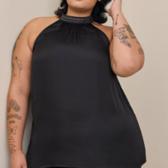 Torrid Super Soft Knit Black Halter Top High Neck Size 1 - Picture 5 of 9